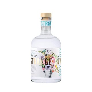 STRANGE LUVE GIN