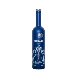 BLUNAR VODKA  